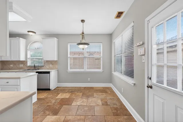 $2,300 | 13835 Bentpath Drive, Houston, TX 77014