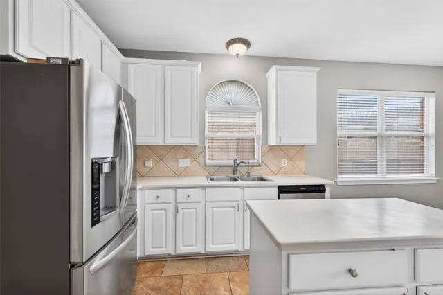 $2,300 | 13835 Bentpath Drive, Houston, TX 77014