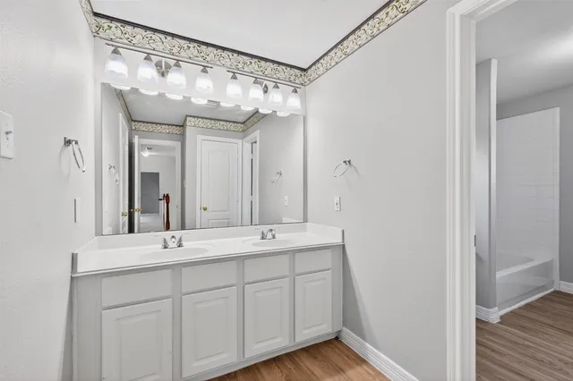 $2,300 | 13835 Bentpath Drive, Houston, TX 77014