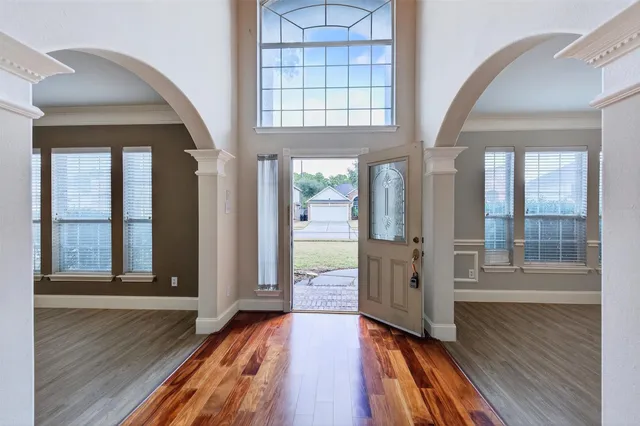 $2,300 | 13835 Bentpath Drive, Houston, TX 77014