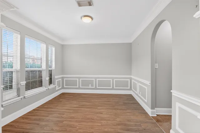 $2,300 | 13835 Bentpath Drive, Houston, TX 77014