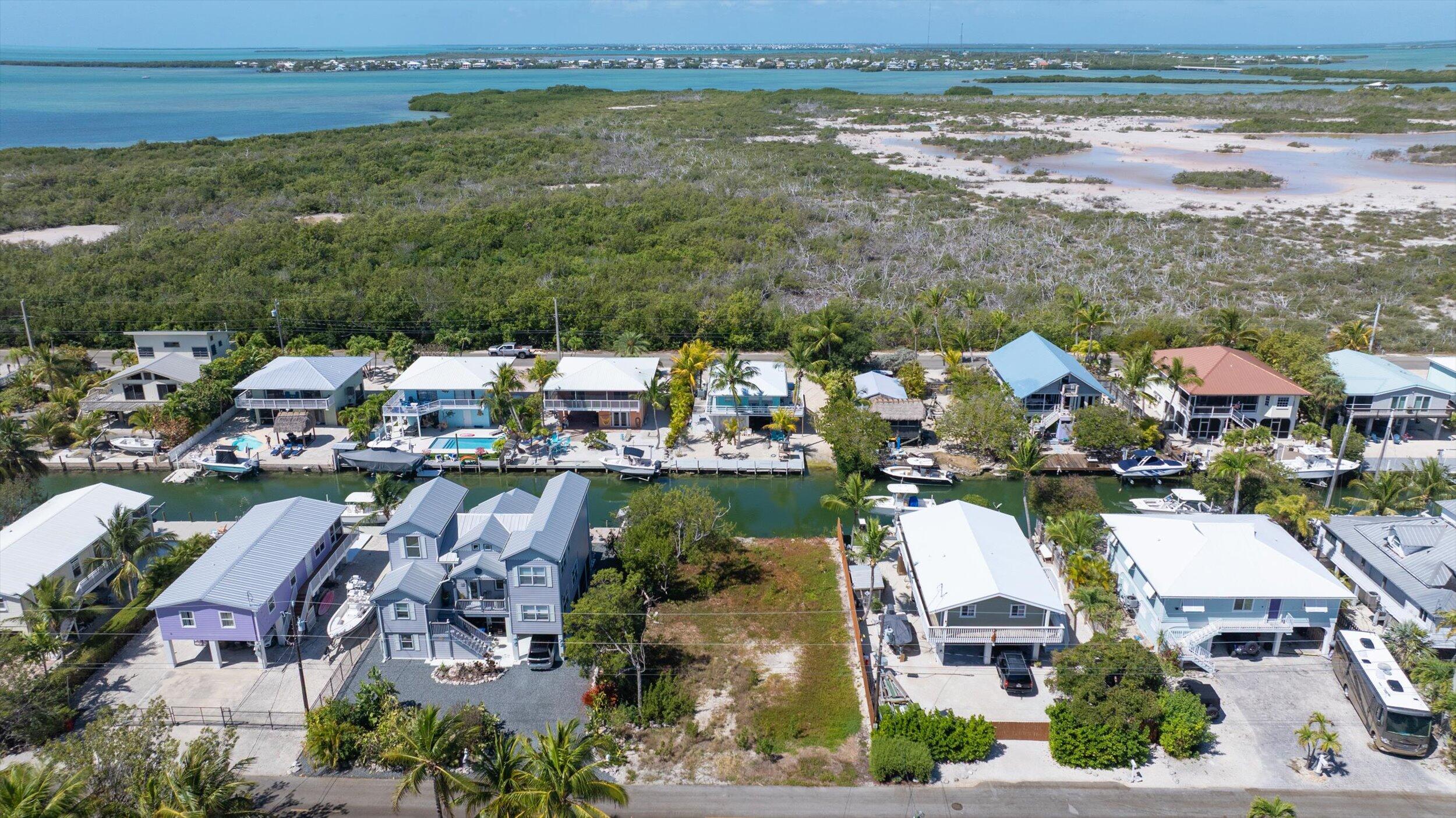 662 Blackbeard Road Summerland Key, FL 33042 - Photo 19 of 32 Gallery Image 19
