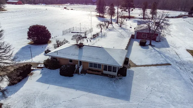 $625,000 | 6490 145th Avenue, Holland, MI 49423