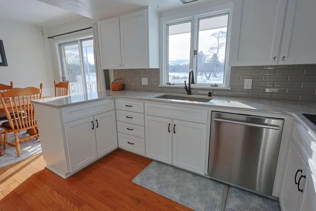 $625,000 | 6490 145th Avenue, Holland, MI 49423