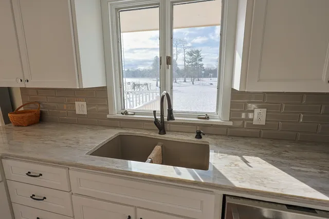 $625,000 | 6490 145th Avenue, Holland, MI 49423