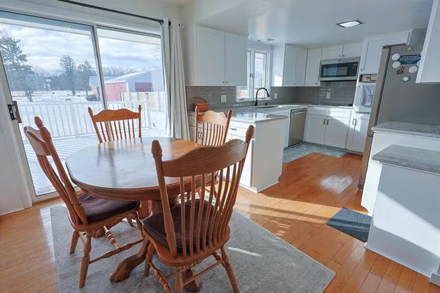 $625,000 | 6490 145th Avenue, Holland, MI 49423