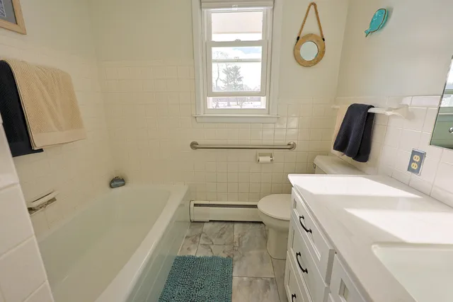 $625,000 | 6490 145th Avenue, Holland, MI 49423