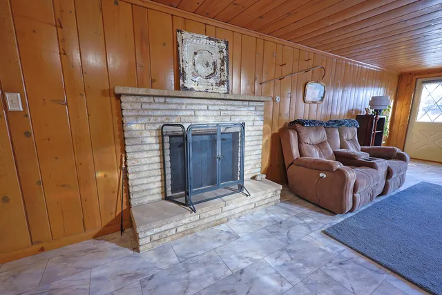 $625,000 | 6490 145th Avenue, Holland, MI 49423