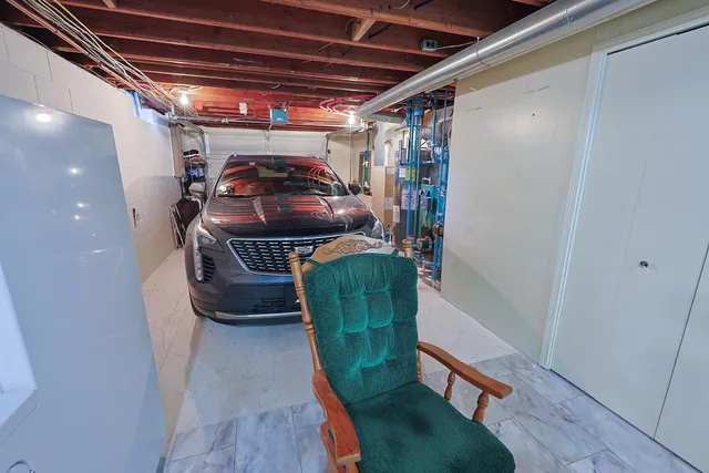 $625,000 | 6490 145th Avenue, Holland, MI 49423