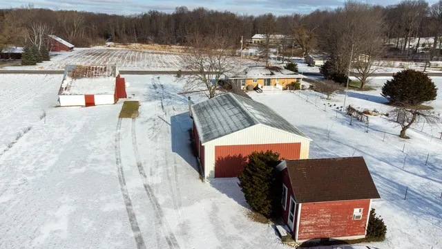 $625,000 | 6490 145th Avenue, Holland, MI 49423