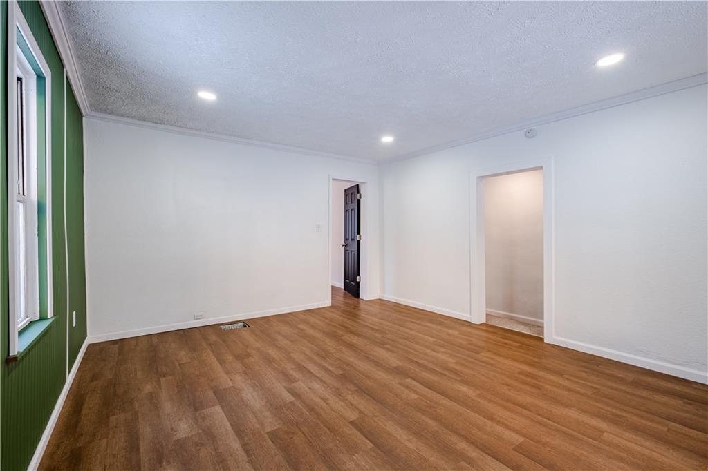 5050 Thoms Run Road Presto, PA 15142 - Photo 15 of 25 Gallery Image 15
