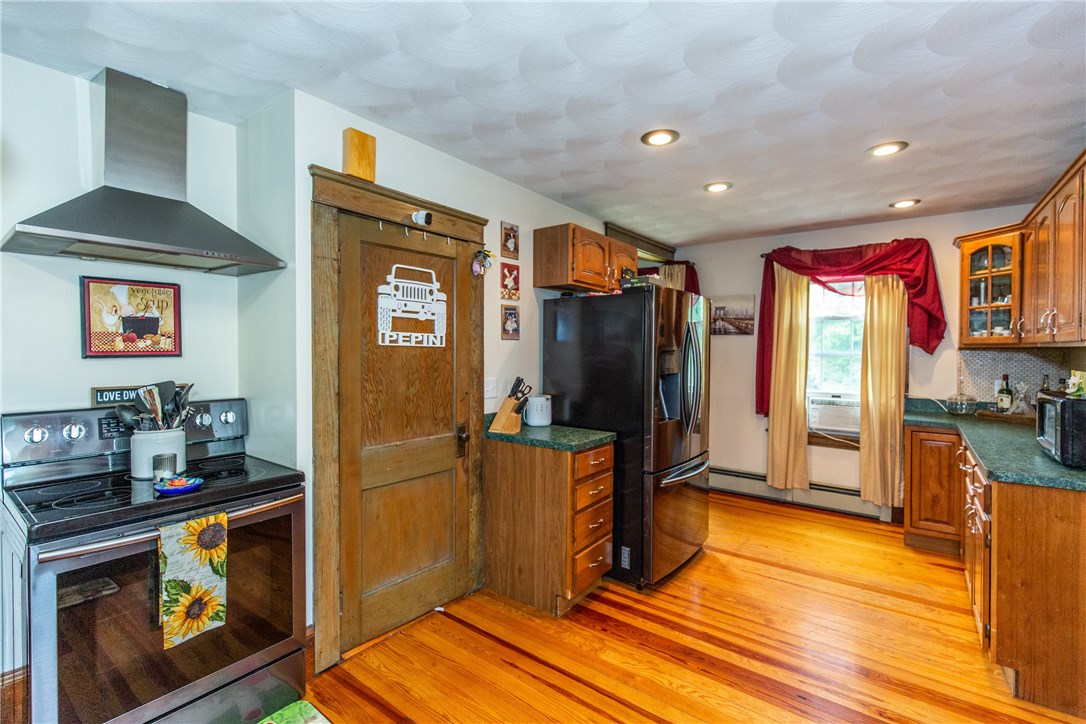 396 Main Street Scituate, RI 02831 - Photo 14 of 50 Gallery Image 14
