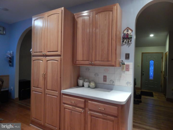 106 Pelham Road North Voorhees, NJ 08043 - Photo 4 of 11 Kitchen