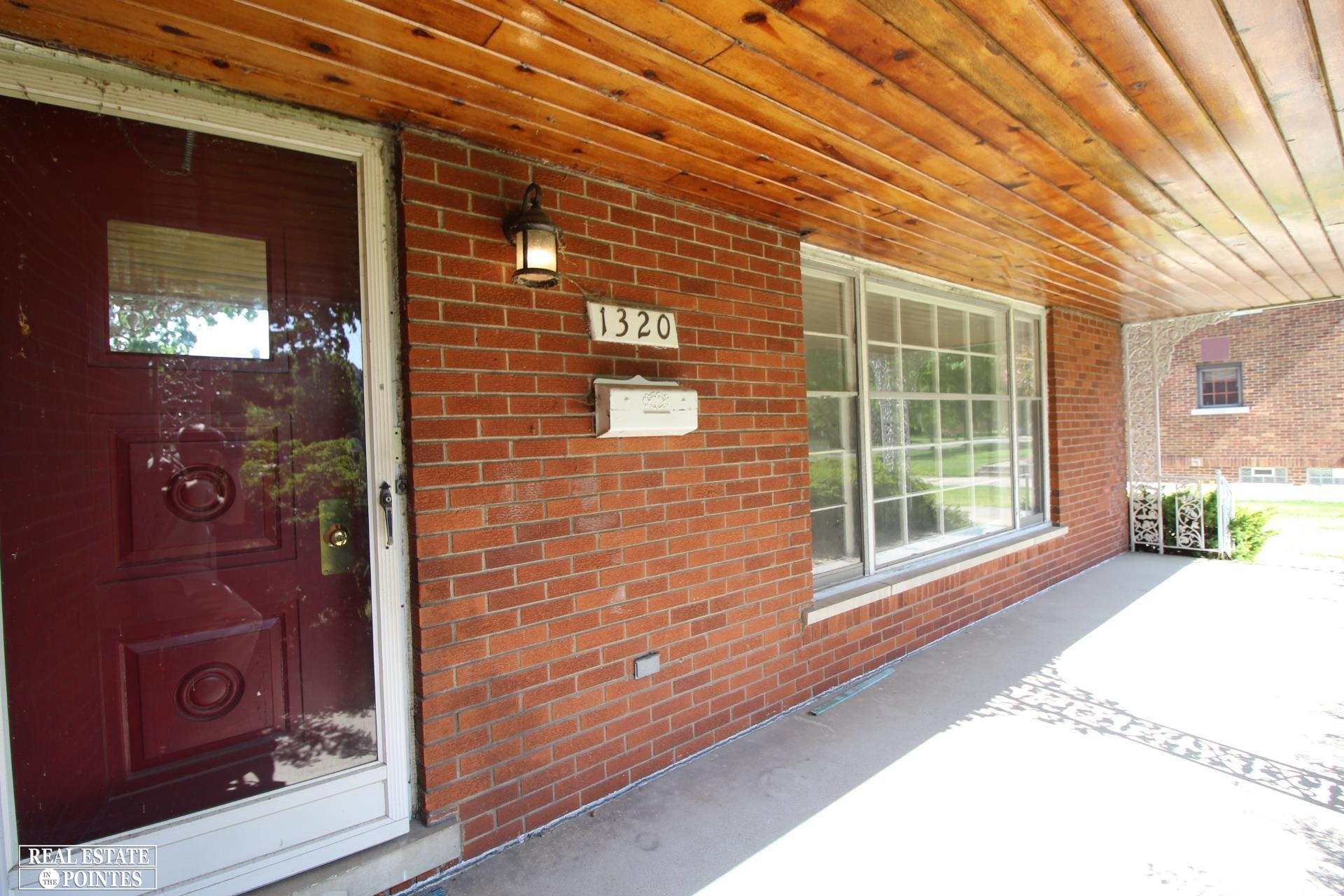 1320 Devonshire Road Grosse Pointe Park, MI 48230 - Photo 5 of 57