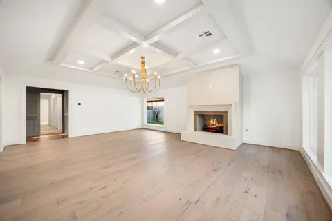 a view of a kitchen and a kitchen
