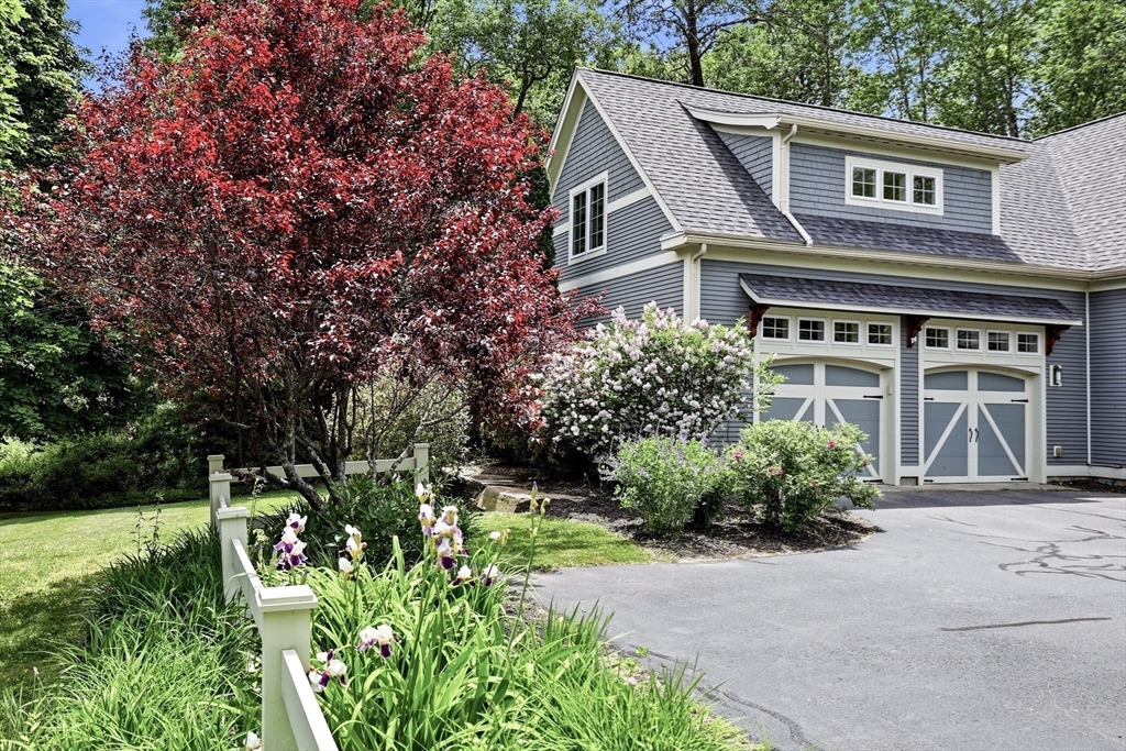 36 Sovereign Way Northampton, MA 01062 - Photo 29 of 39