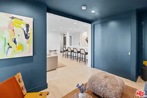 $1,895,000 | 930 California Avenue, Unit 301, Santa Monica, CA 90403