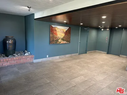 $1,895,000 | 930 California Avenue, Unit 301, Santa Monica, CA 90403