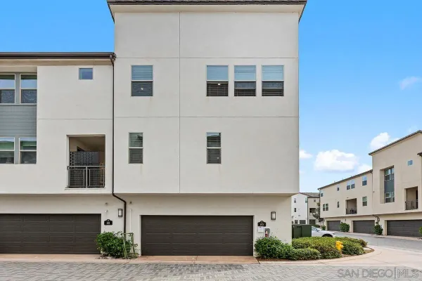 $1,150,000 | 16755 Coyote Bush Drive, San Diego, CA 92127