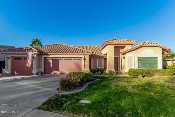 $684,900 | 3532 East Fairbrook Circle, Mesa, AZ 85213
