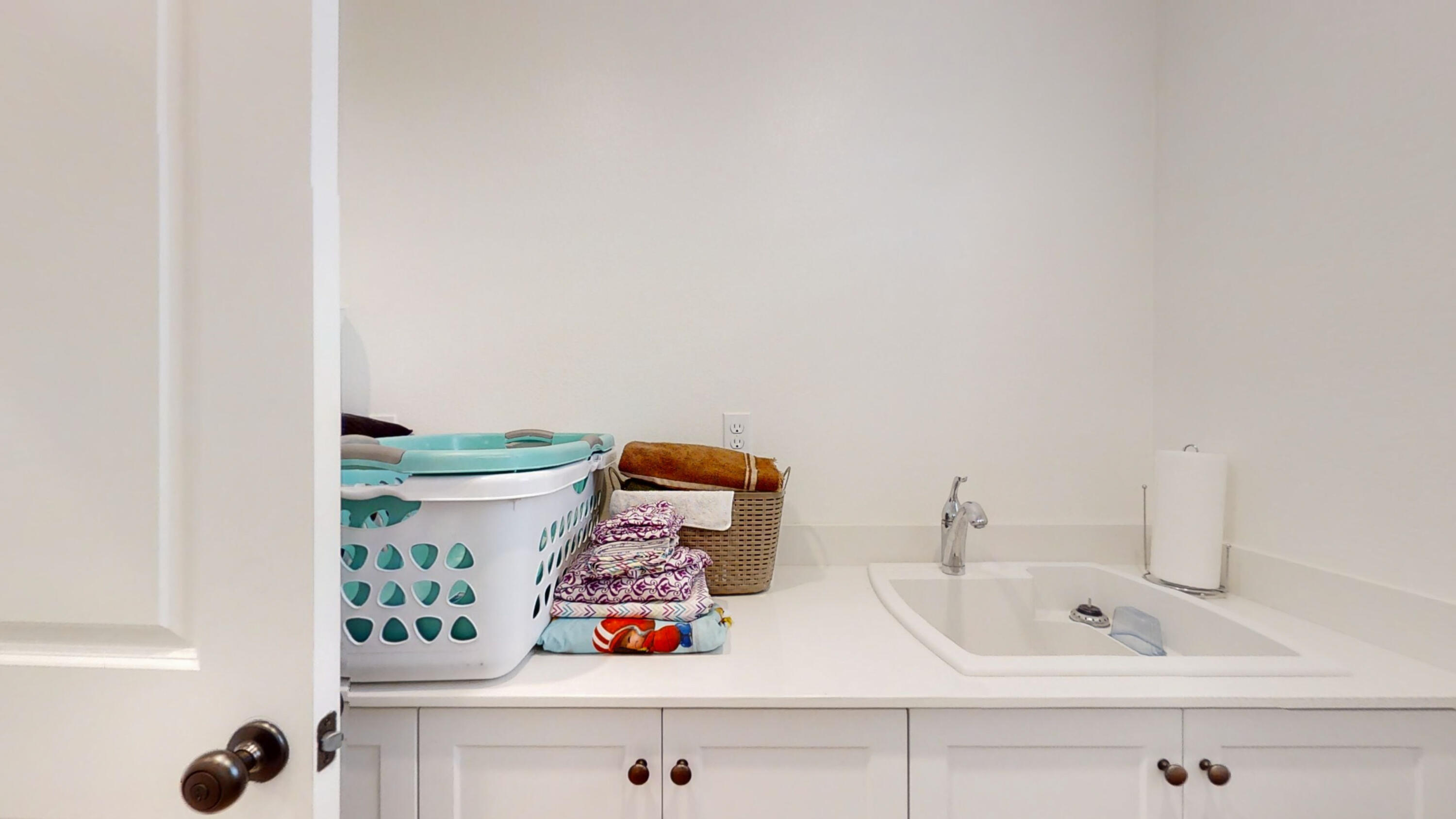 17126 Blue Lake Court Riverside, CA 92503 - Photo 24 of 75 a bathroom with a sink and a window