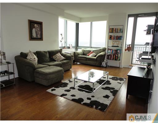 1 Spring Street, Unit 2202 New Brunswick, NJ 08901 - Photo 6 of 20 Gallery Image 6