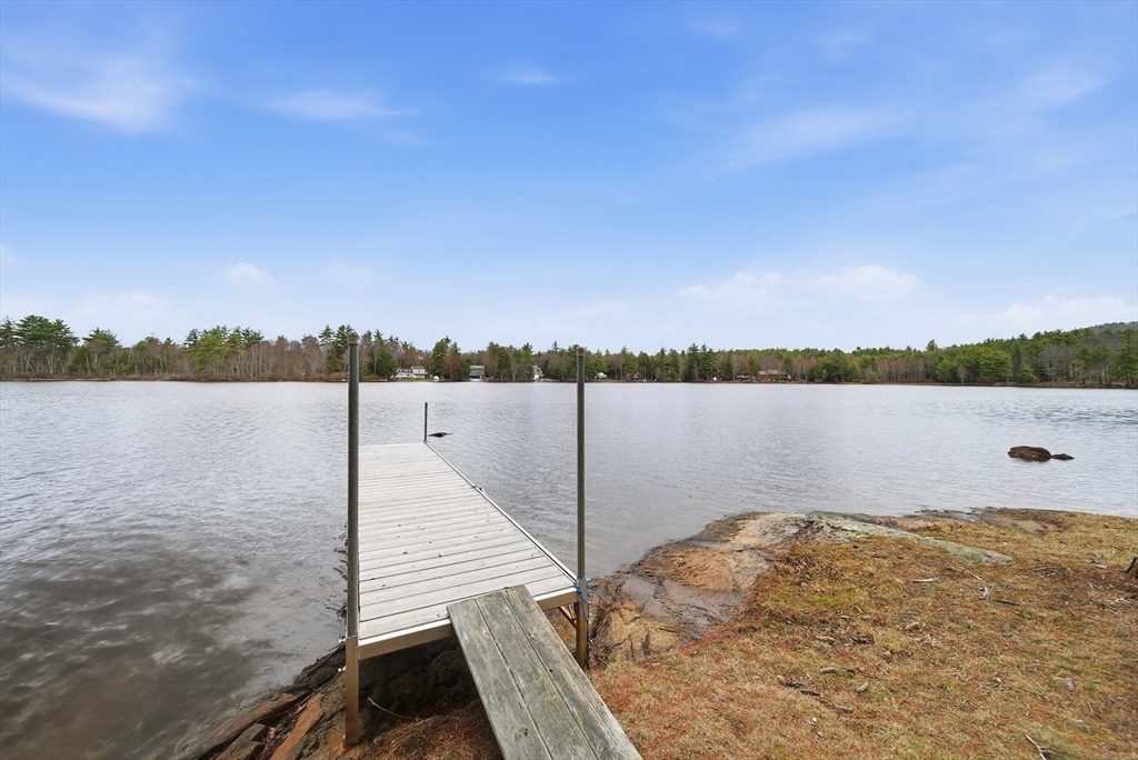 4 Penobscott Path Gilmanton, NH 03237 - Photo 2 of 41