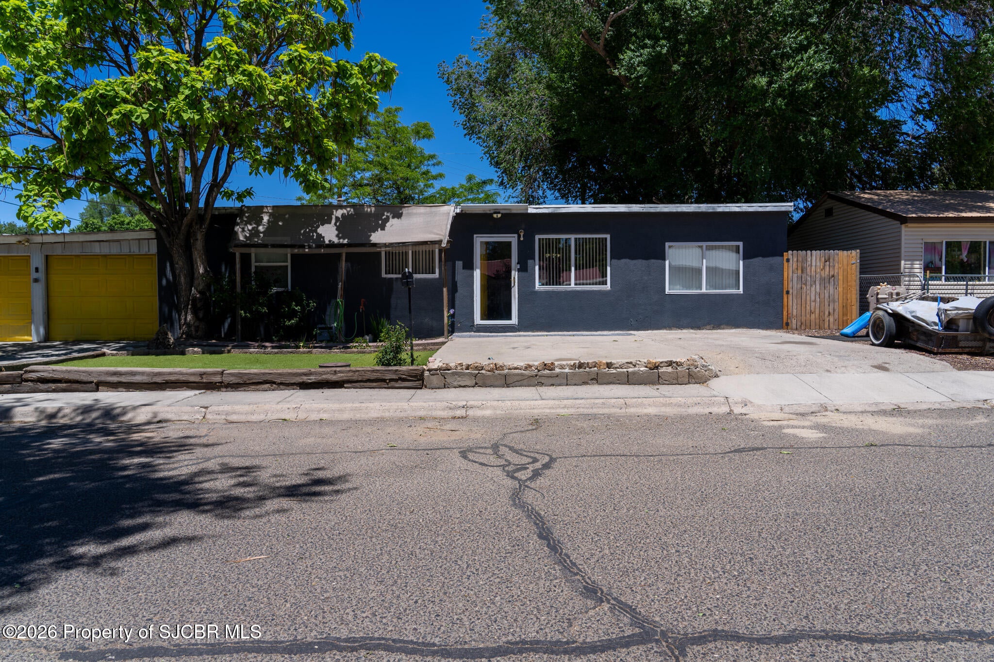 805 Baird Circle Aztec, NM 87410 - Photo 2 of 26 Gallery Image 2