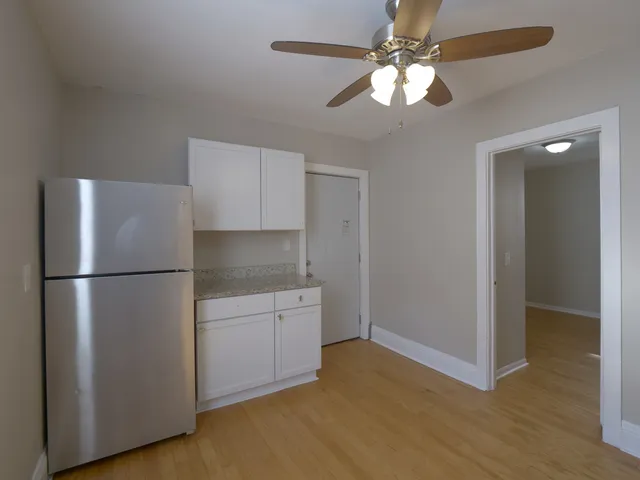 $200,000 | 572 Douglas Avenue, Calumet City, IL 60409