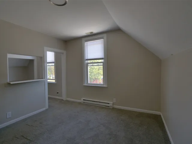 $200,000 | 572 Douglas Avenue, Calumet City, IL 60409