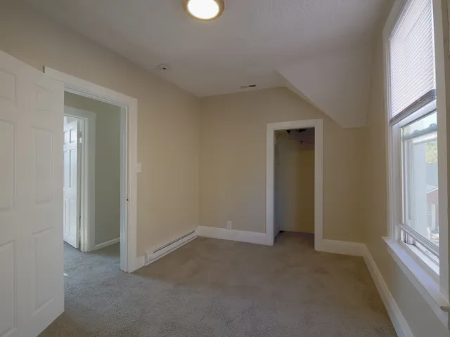 $200,000 | 572 Douglas Avenue, Calumet City, IL 60409