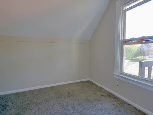 $200,000 | 572 Douglas Avenue, Calumet City, IL 60409