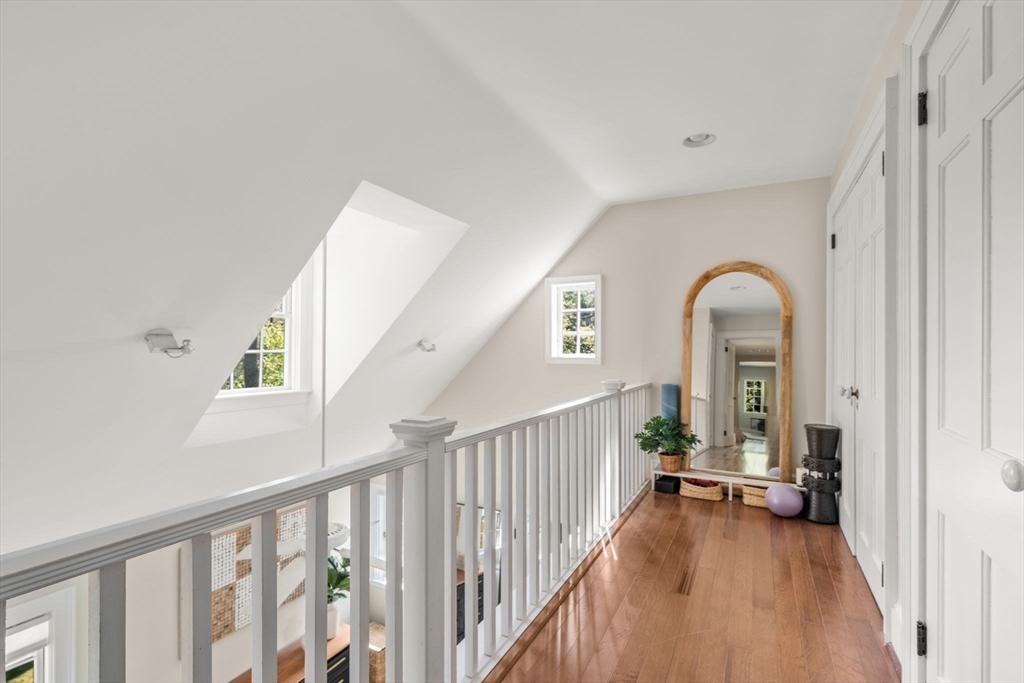 47 Indian Head Road Framingham, MA 01701 - Photo 19 of 36
