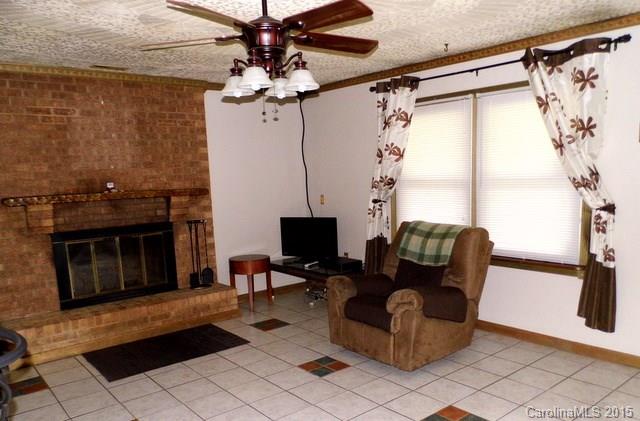 3006 Chestnut Road, Unit 15 Lincolnton, NC 28092 - Photo 2 of 23 Gallery Image 2