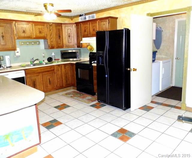 3006 Chestnut Road, Unit 15 Lincolnton, NC 28092 - Photo 5 of 23 Gallery Image 5