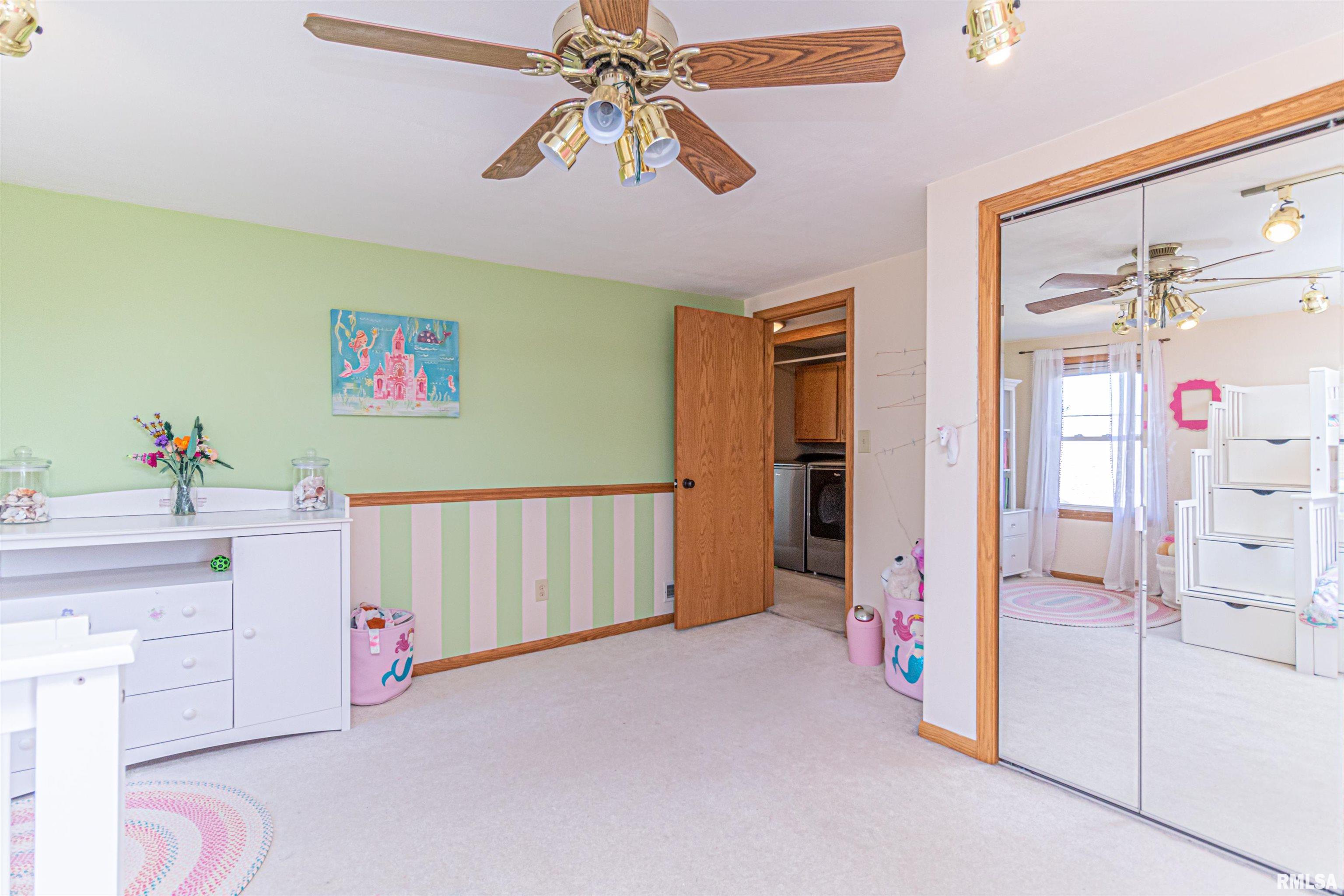 701 East Queenwood Road Morton, IL 61550 - Photo 40 of 57