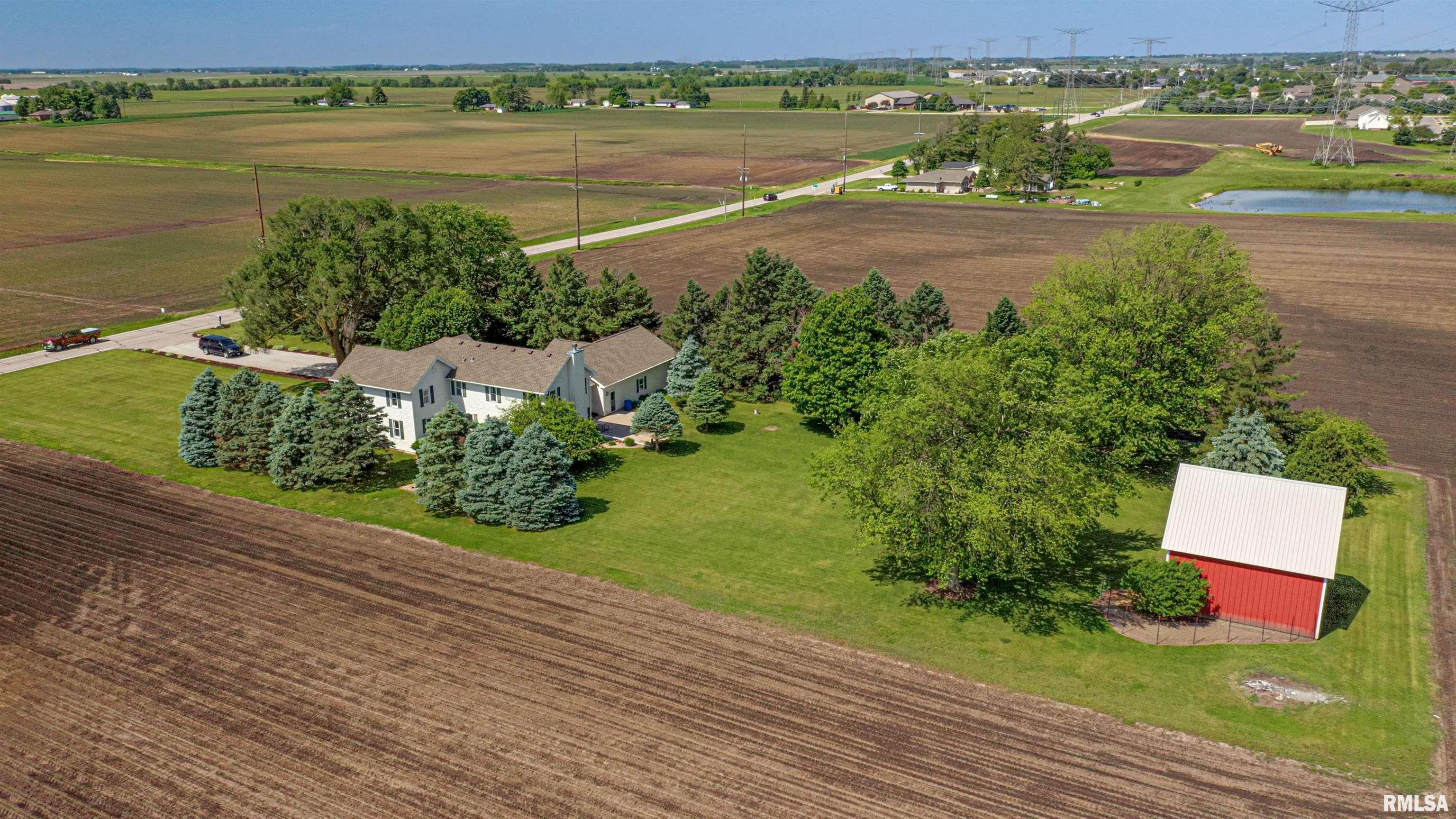 701 East Queenwood Road Morton, IL 61550 - Photo 4 of 57