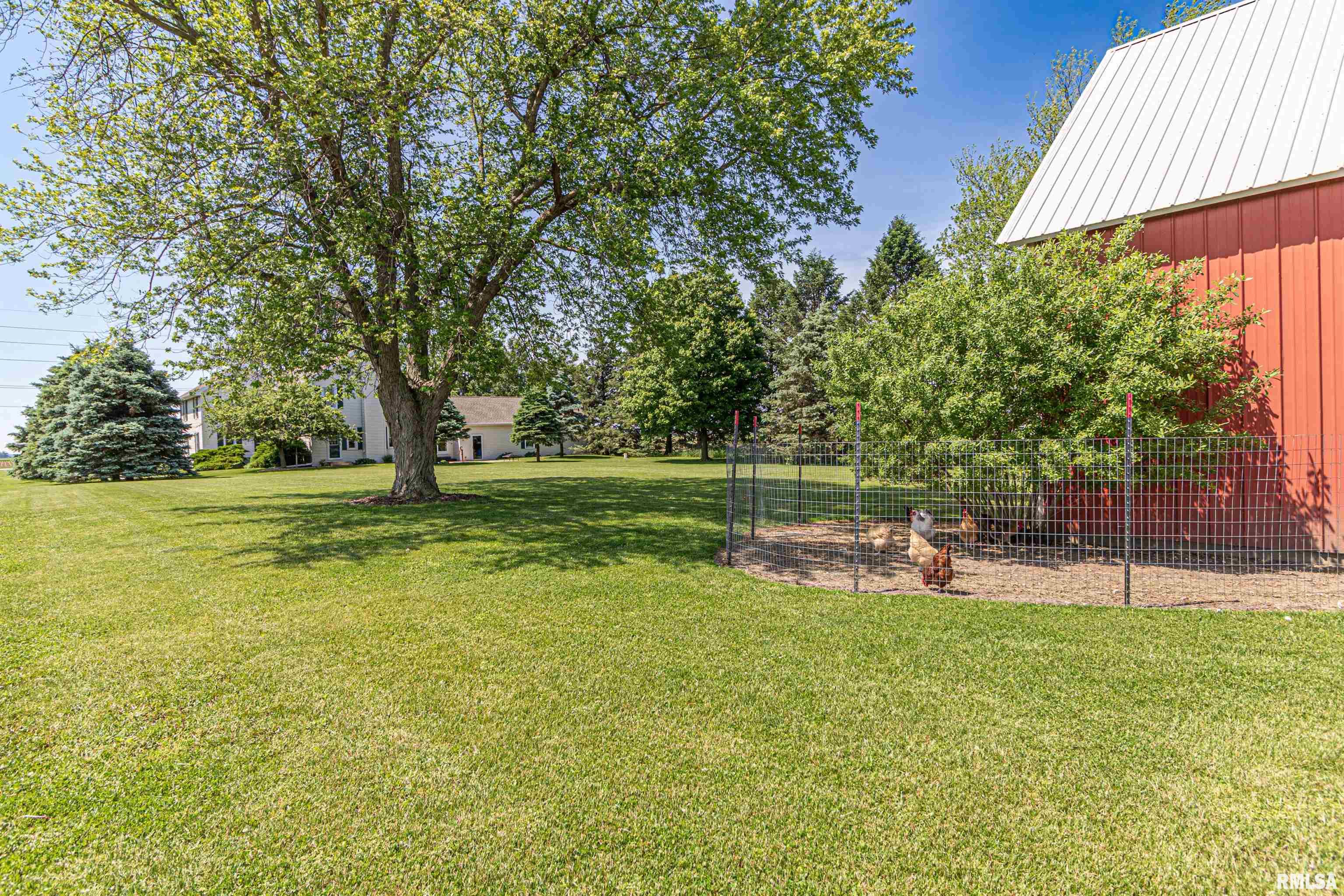 701 East Queenwood Road Morton, IL 61550 - Photo 52 of 57