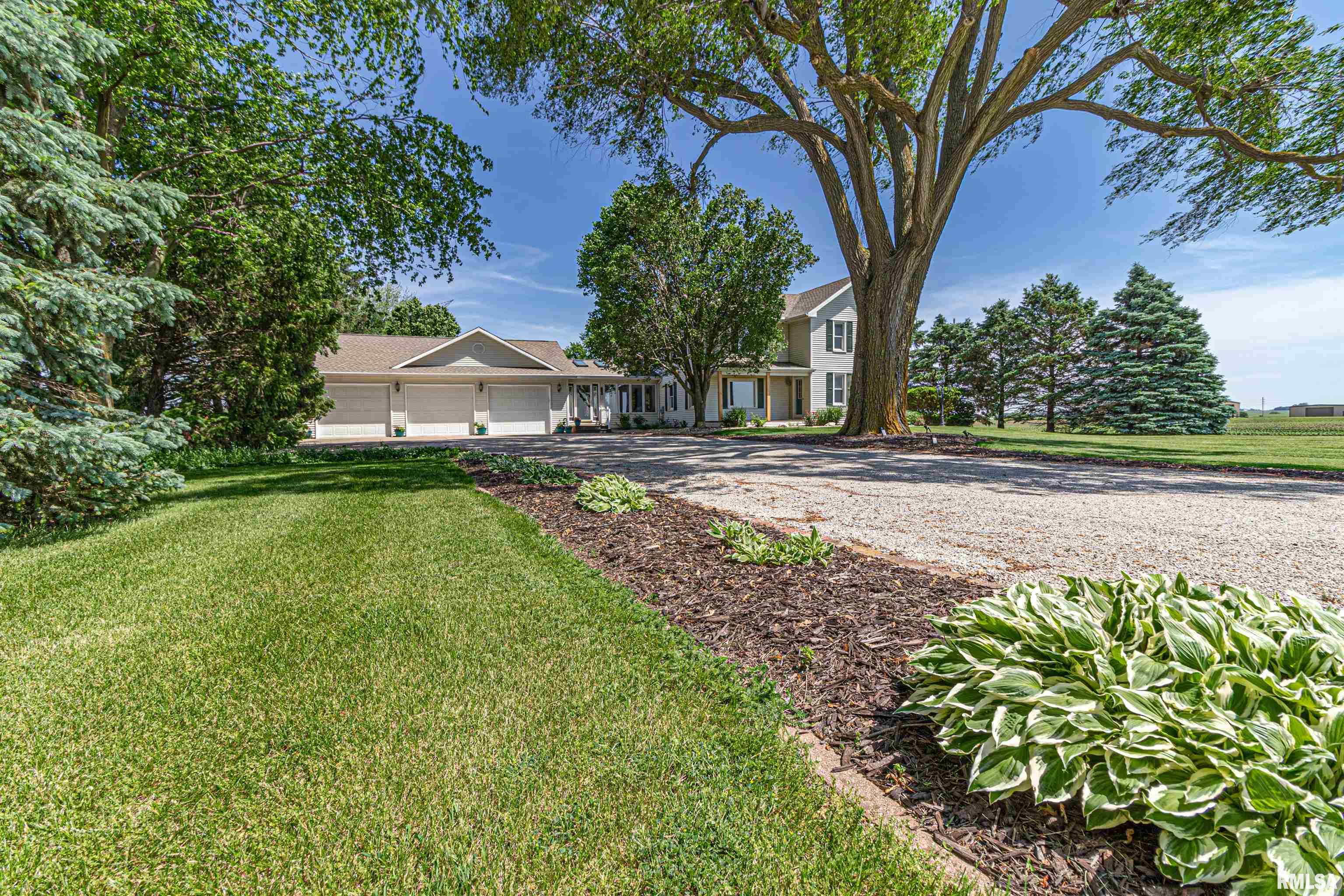 701 East Queenwood Road Morton, IL 61550 - Photo 7 of 57