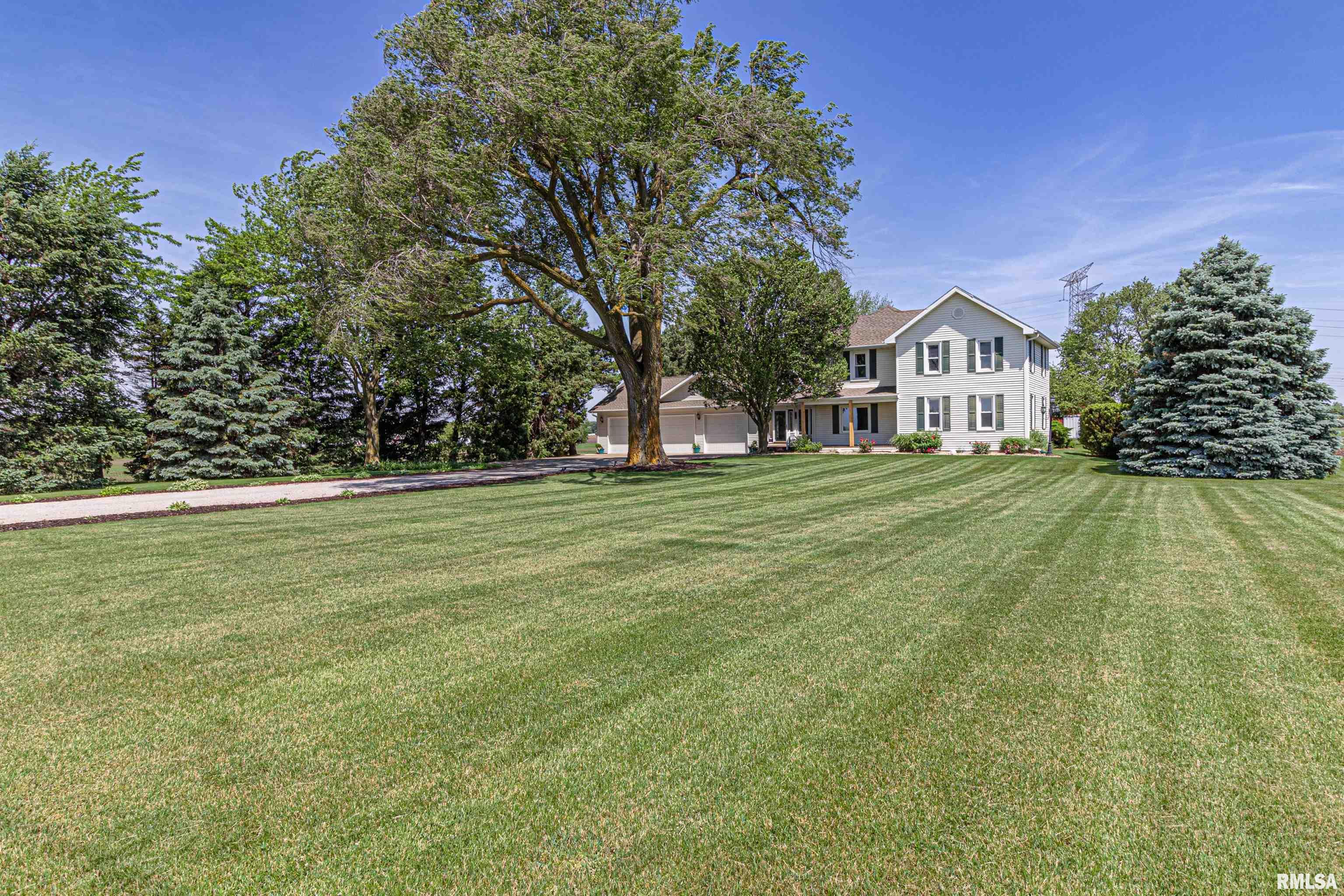 701 East Queenwood Road Morton, IL 61550 - Photo 9 of 57