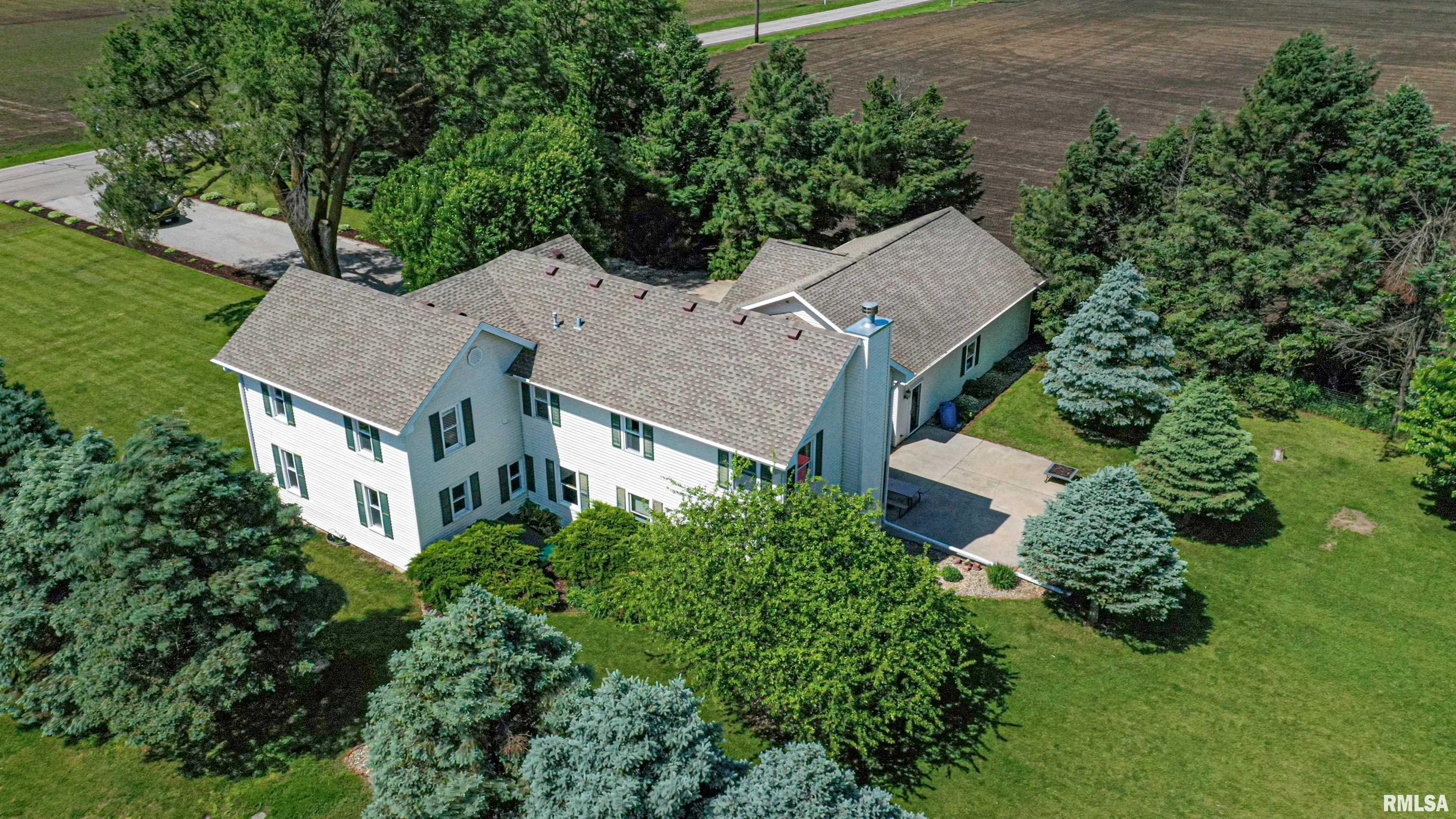 701 East Queenwood Road Morton, IL 61550 - Photo 10 of 57