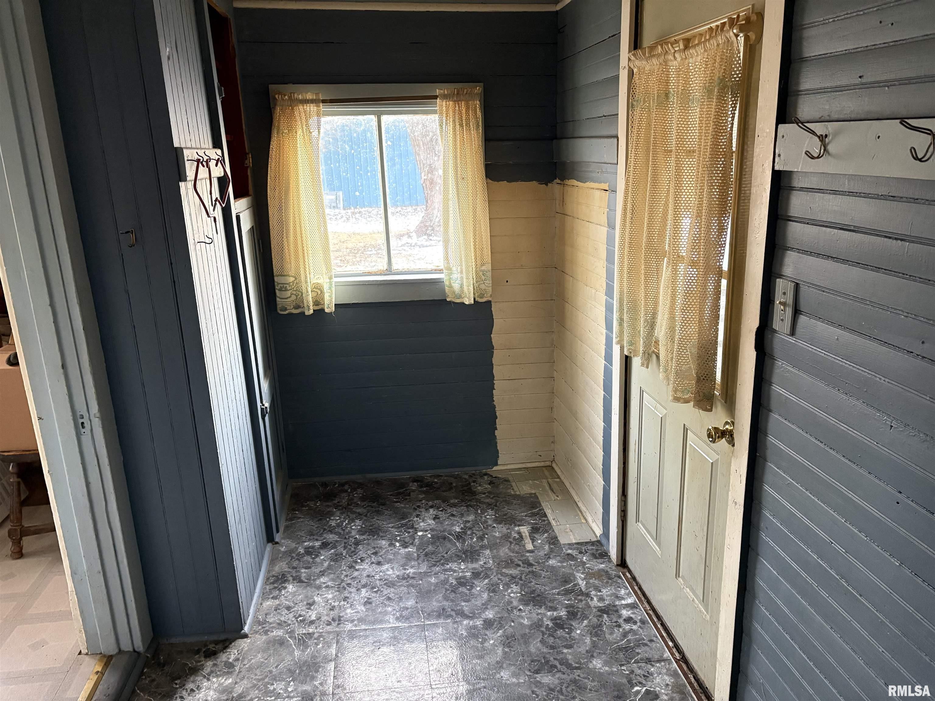 103 Southwest 4th Street Galva, IL 61434 - Photo 17 of 50