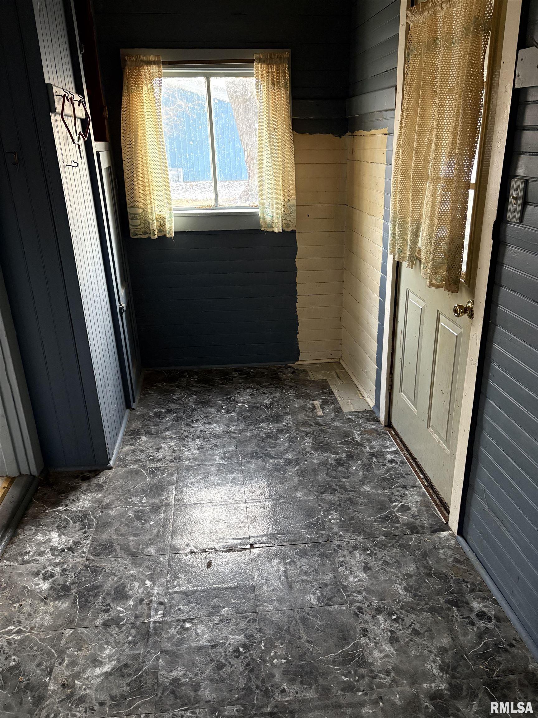 103 Southwest 4th Street Galva, IL 61434 - Photo 36 of 50