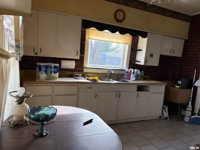 $50,000 | 103 Southwest 4th Street, Galva, IL 61434