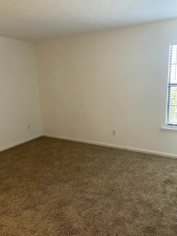 $1,495 | 8040 Thelen Street, North Charleston, SC 29406