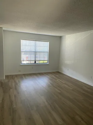 $1,495 | 8040 Thelen Street, North Charleston, SC 29406