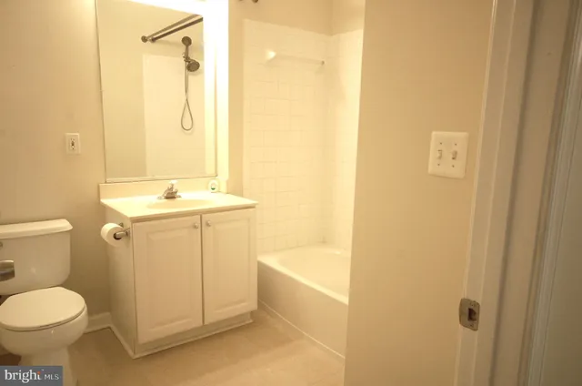 $270,000 | 18 Hawk Rise Lane, Unit 205, Owings Mills, MD 21117