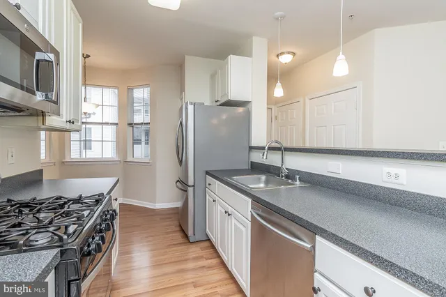 $270,000 | 18 Hawk Rise Lane, Unit 205, Owings Mills, MD 21117