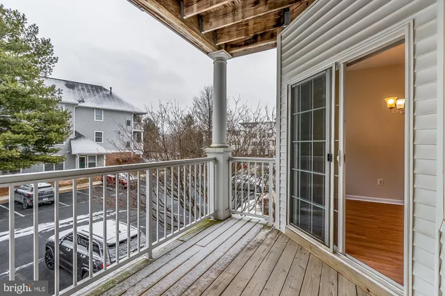 $270,000 | 18 Hawk Rise Lane, Unit 205, Owings Mills, MD 21117