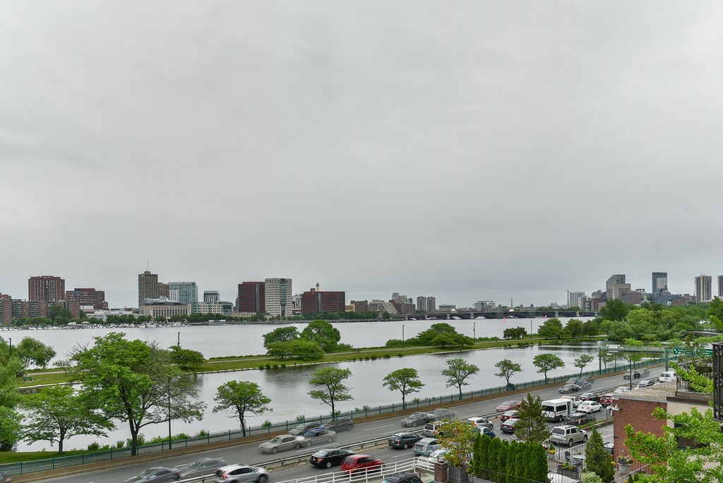 340 Beacon Street, Unit 2/3 Boston, MA 02116 - Photo 14 of 15